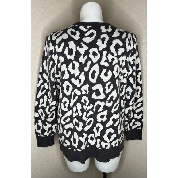 LANE BRYANT Dark Gray & White Leopard Print Crewneck Sweater Size 18 - Picture 9 of 16